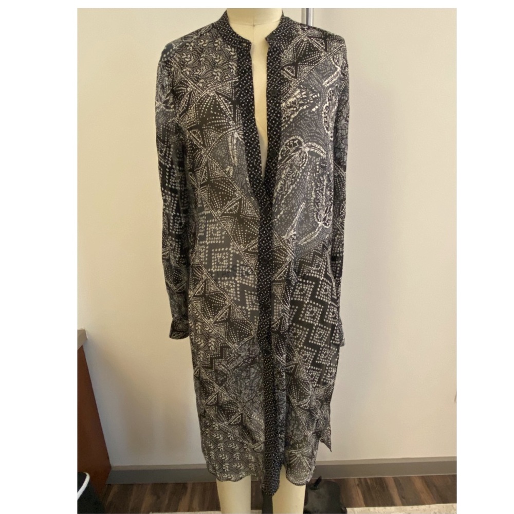 BCBG MAXAZRIA Button down top